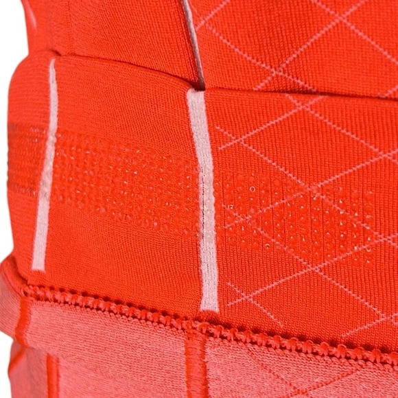 Athleta T shirt,  women Large . Coral,shirred sides , fitted , activewear, gym - Picture 12 of 14